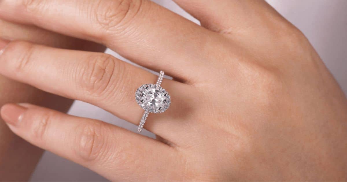 Overcoming Bad Credit: How to Still Buy the Perfect Engagement Ring