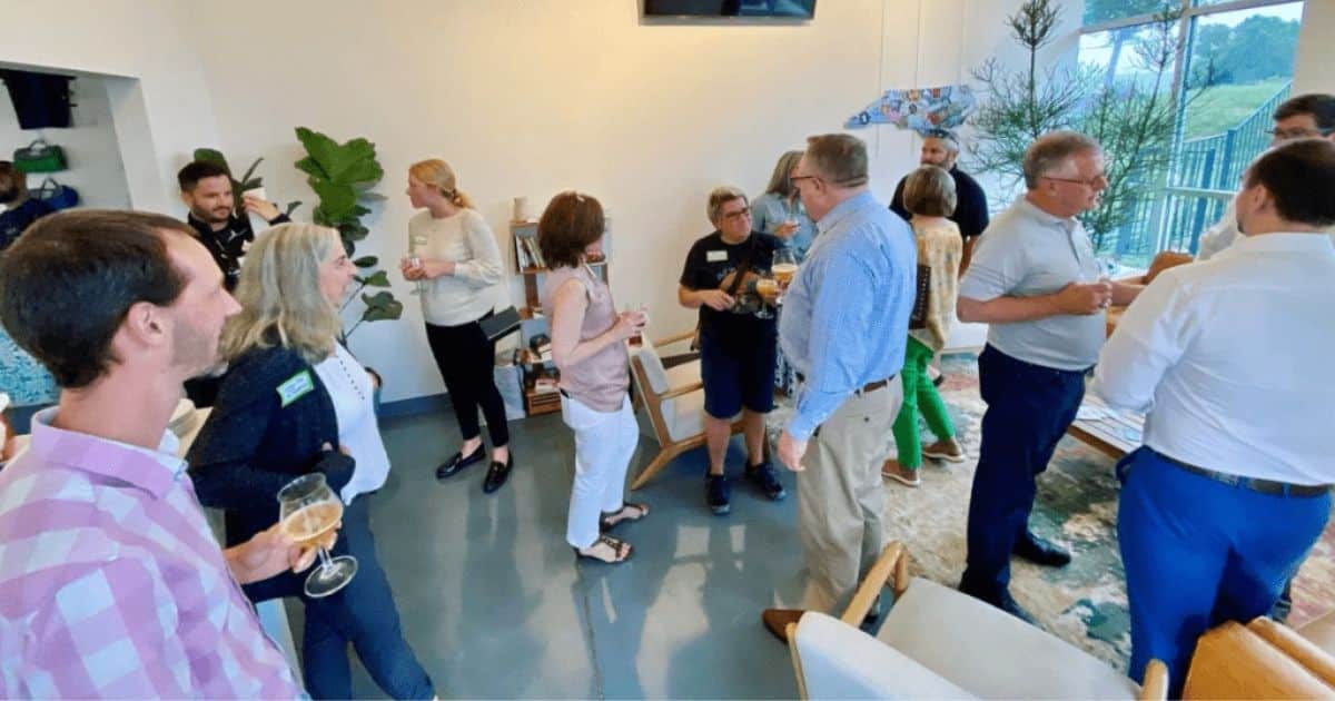Tips for Attending a Business Mixer