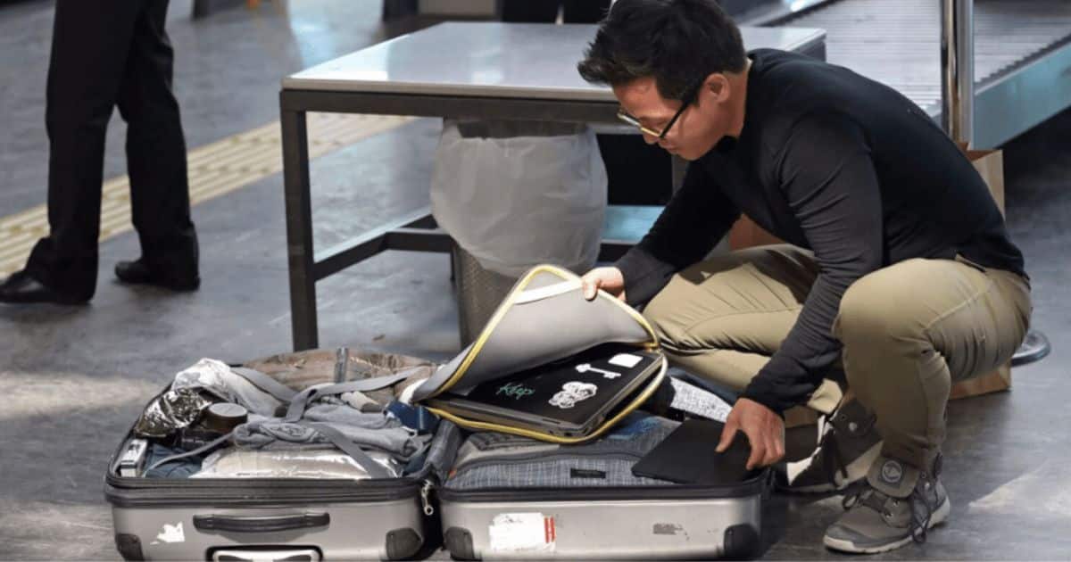 Checking a PC as Checked Baggage: